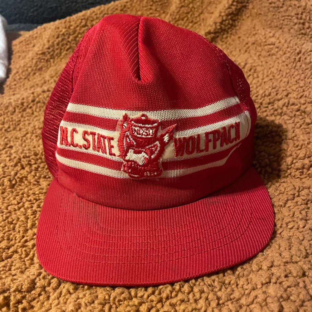 VINTAGE 80’s NC State Wolfpack hat